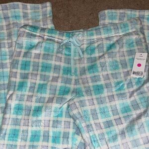 Plaid Fleece Pajama Pants in Blue and White